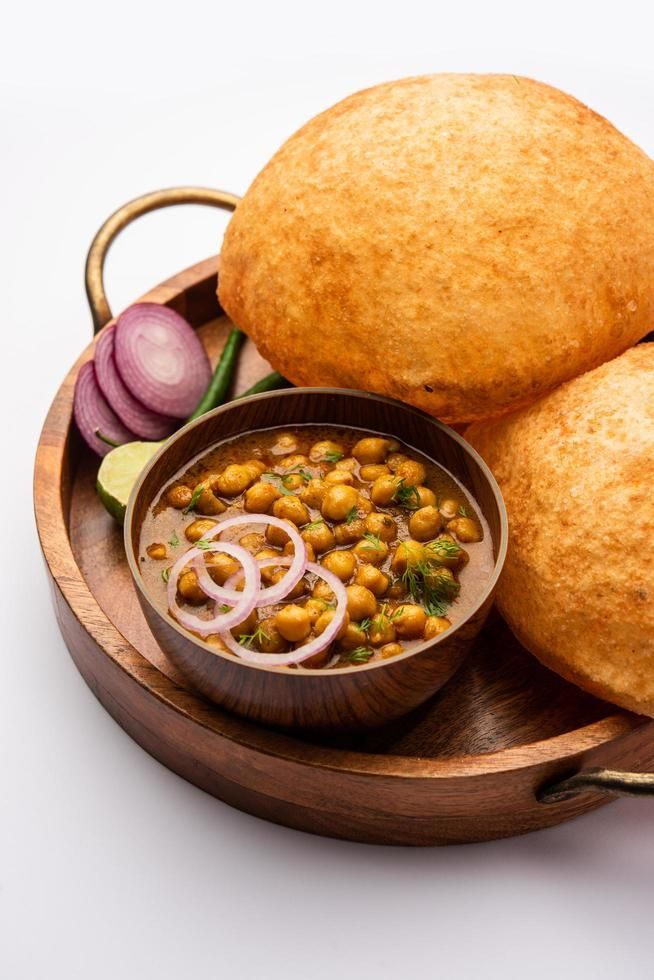 Puri Chole