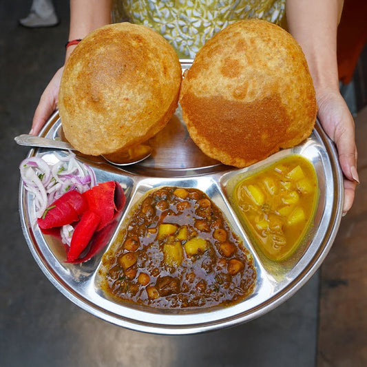 Amritsari Puri Chole & Lounji